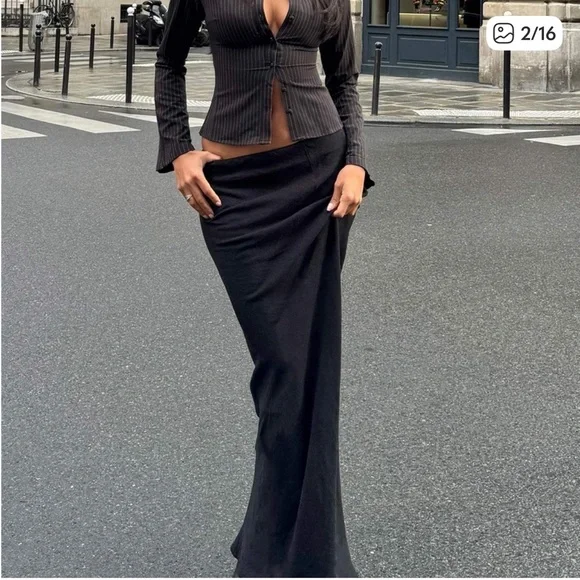 Princess Polly JODIE MAXI SKIRT black - Picture 2 of 6